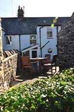 The patio at the rear of Harbour Cottage